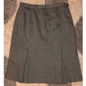 Banana Republic Factory Store pleated skirt